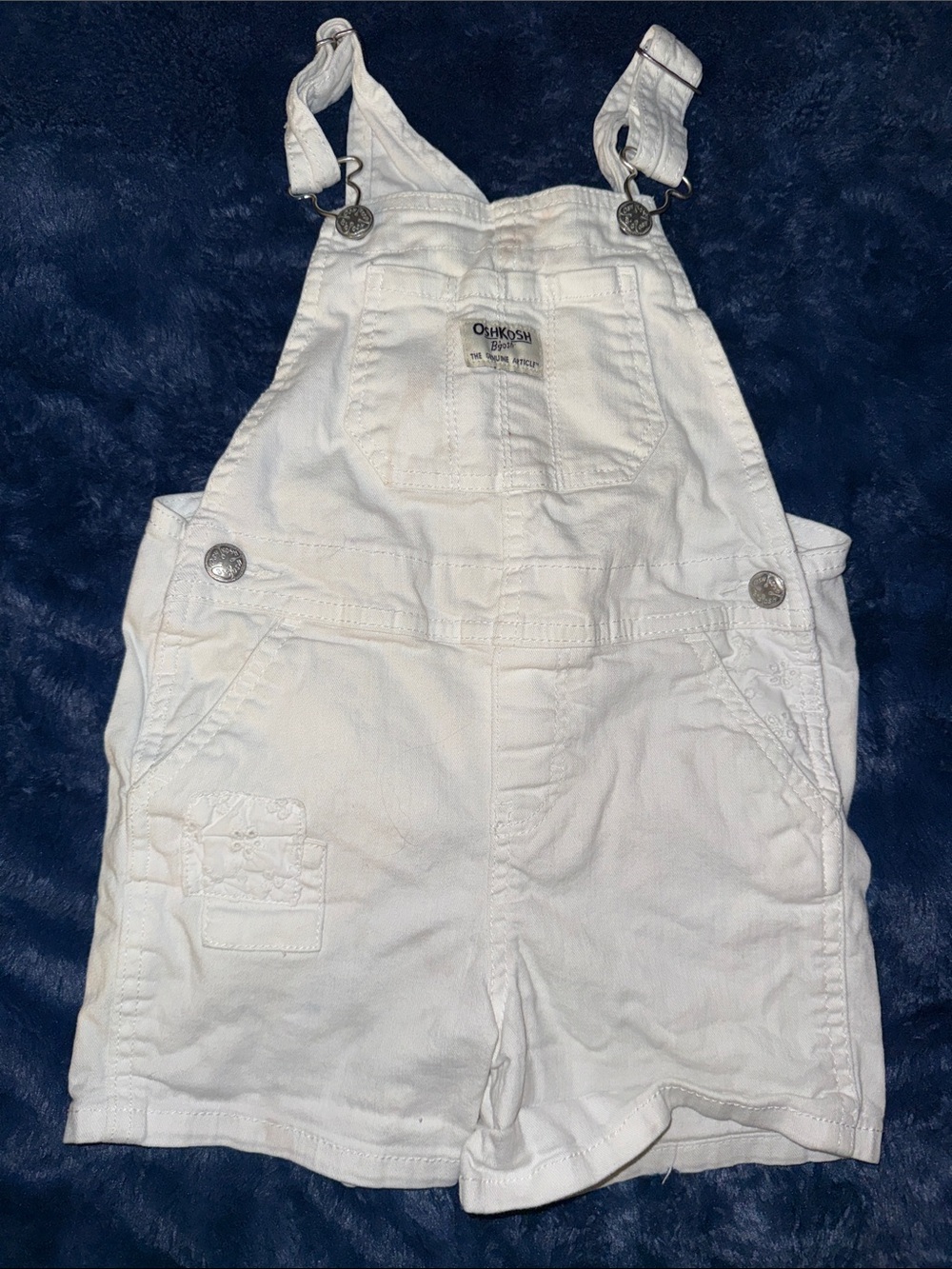 4T vintage OshKosh B'gosh White Kids Short cargo Overalls with patch